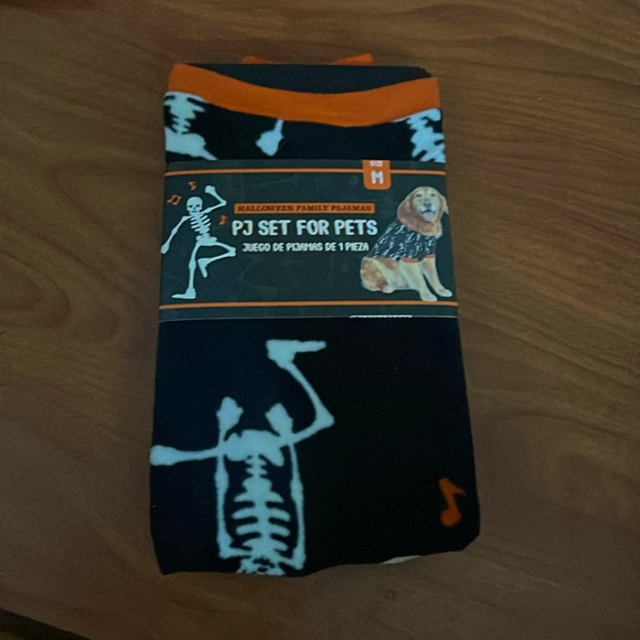 Halloween Pet Pajamas ๐ Brand New! ๐งก๐ค - Picture 2 of 3